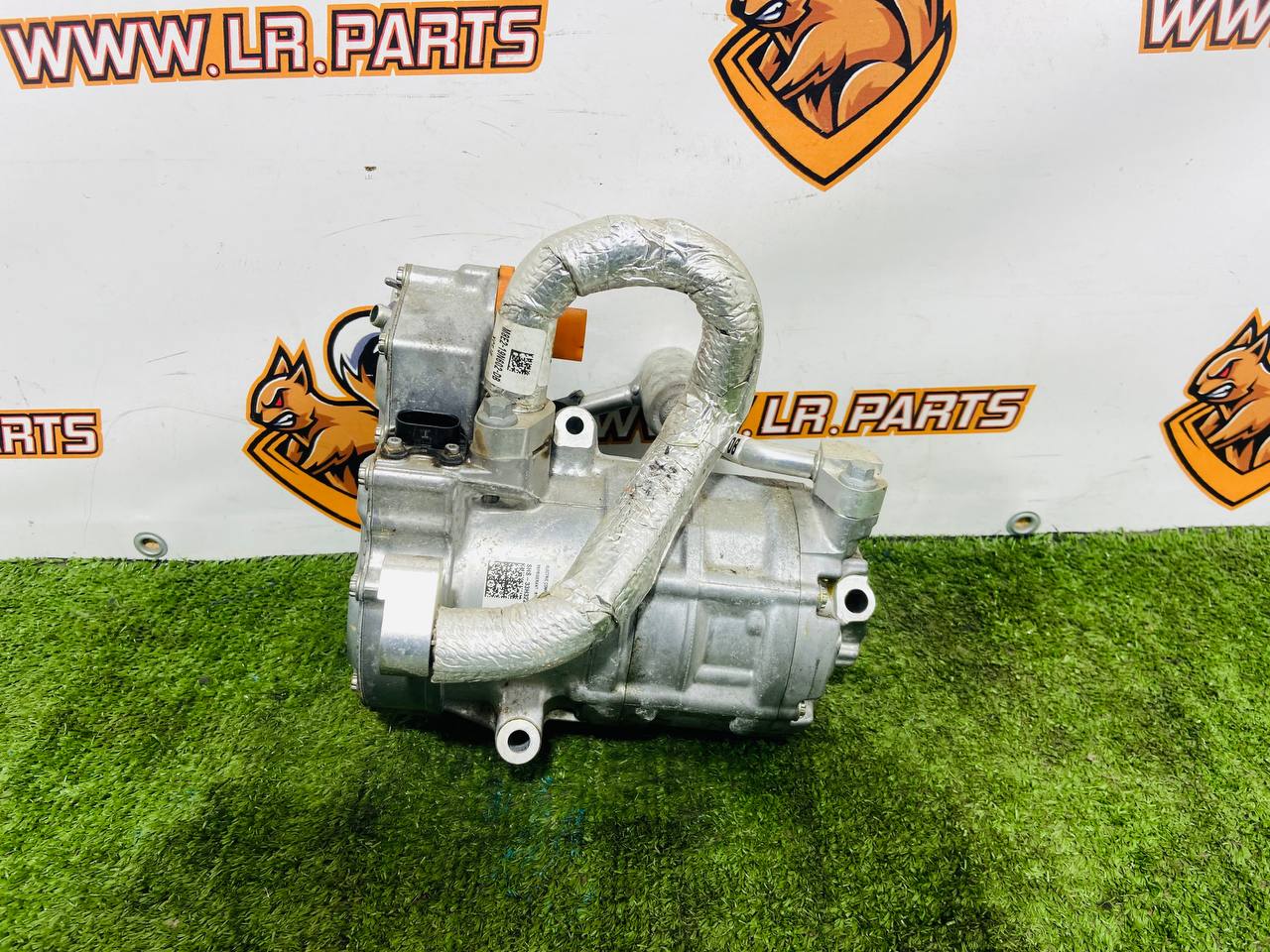 LR172658 Air Conditioner Compressor Range Rover Sport L461 (2023-) Used cost € in stock 1 pcs.