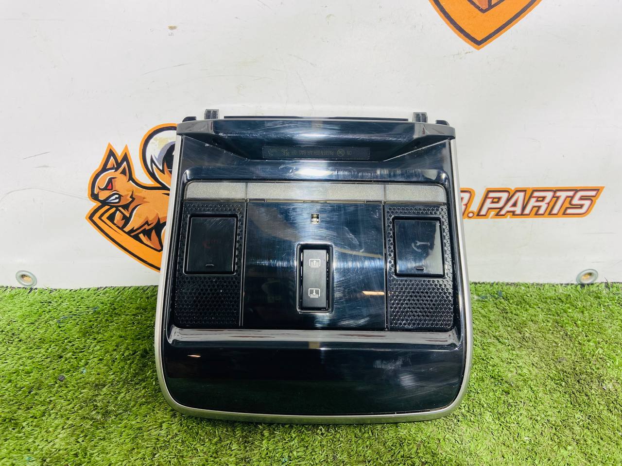 LR173240 Ceiling console assembly Range Rover Sport L461 (2023-) Used cost € in stock 1 pcs.