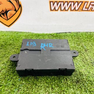 LR174686 Rear left door control unit for Land Rover Discovery 5 L462 (2017-) Used cost  € in stock 1 pcs.