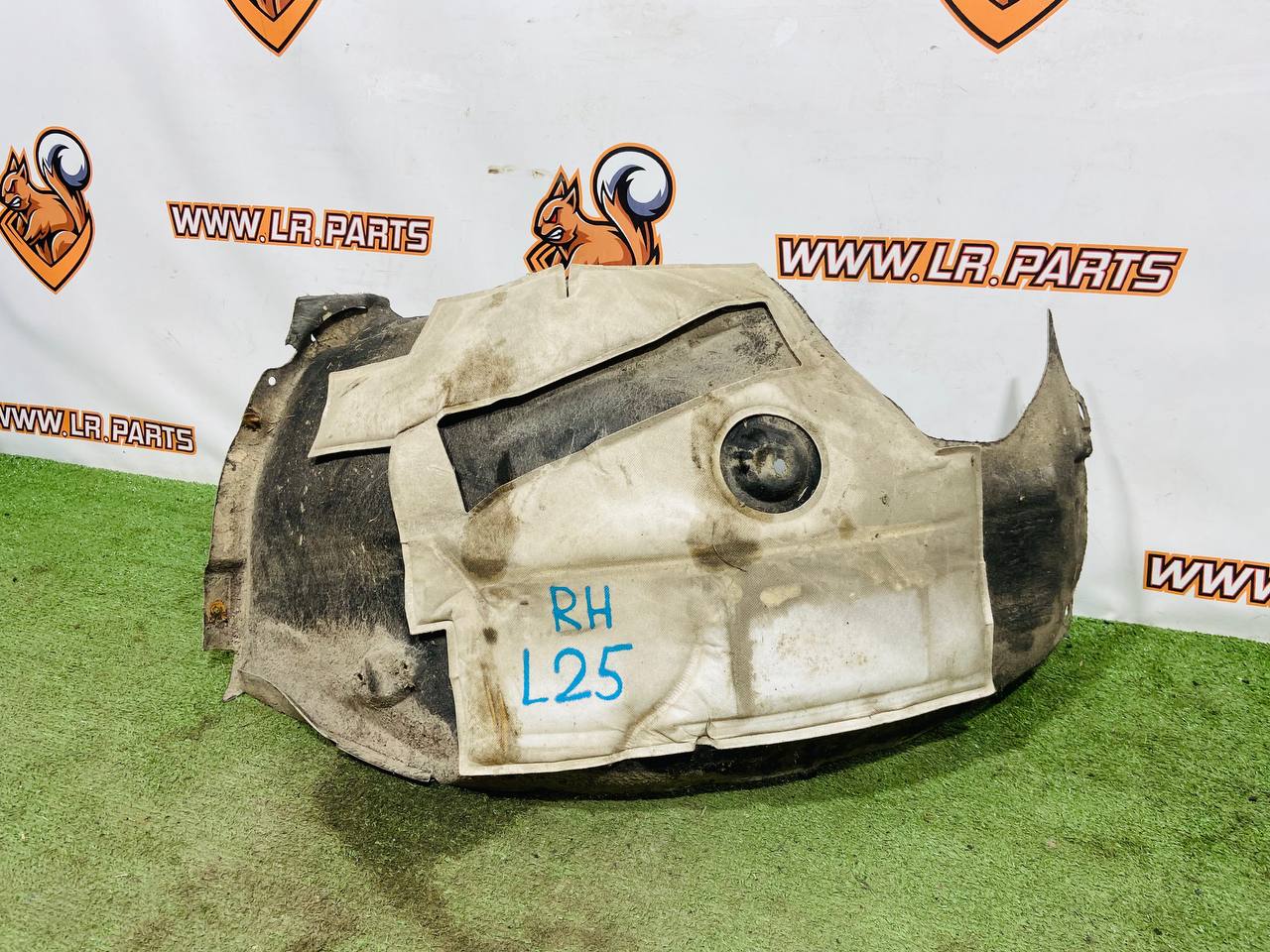 LR177927 Front right mudguard (rear part) Range Rover Sport L494 (2014-2022) Used - Image 36