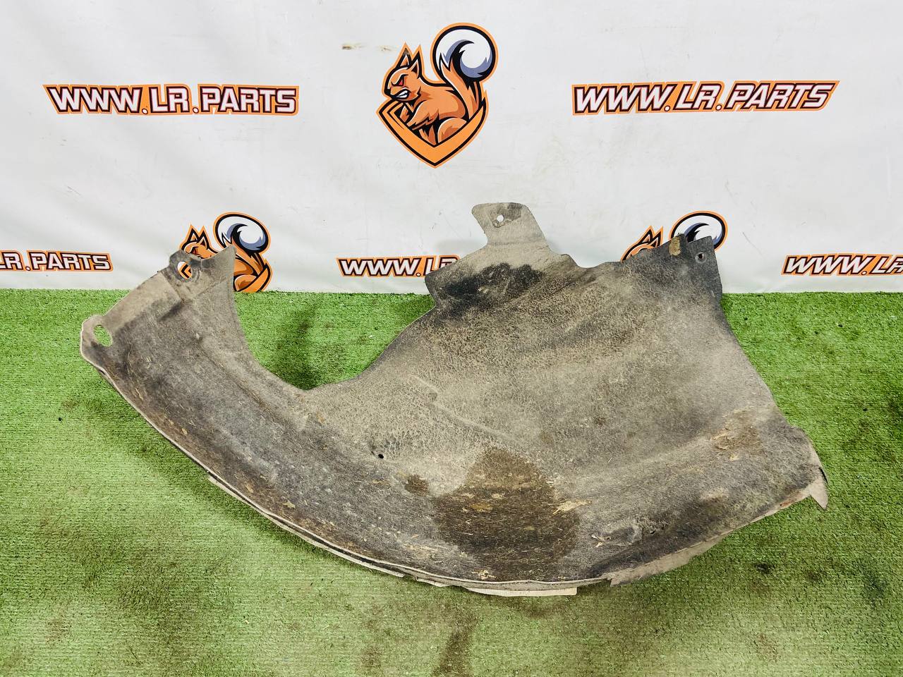 LR177927 Front right mudguard (rear part) Range Rover Sport L494 (2014-2022) Used - Image 37