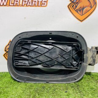 LR181640 Charging port hatch Range Rover Sport L461 (2023-) Used cost  € in stock 1 pcs.