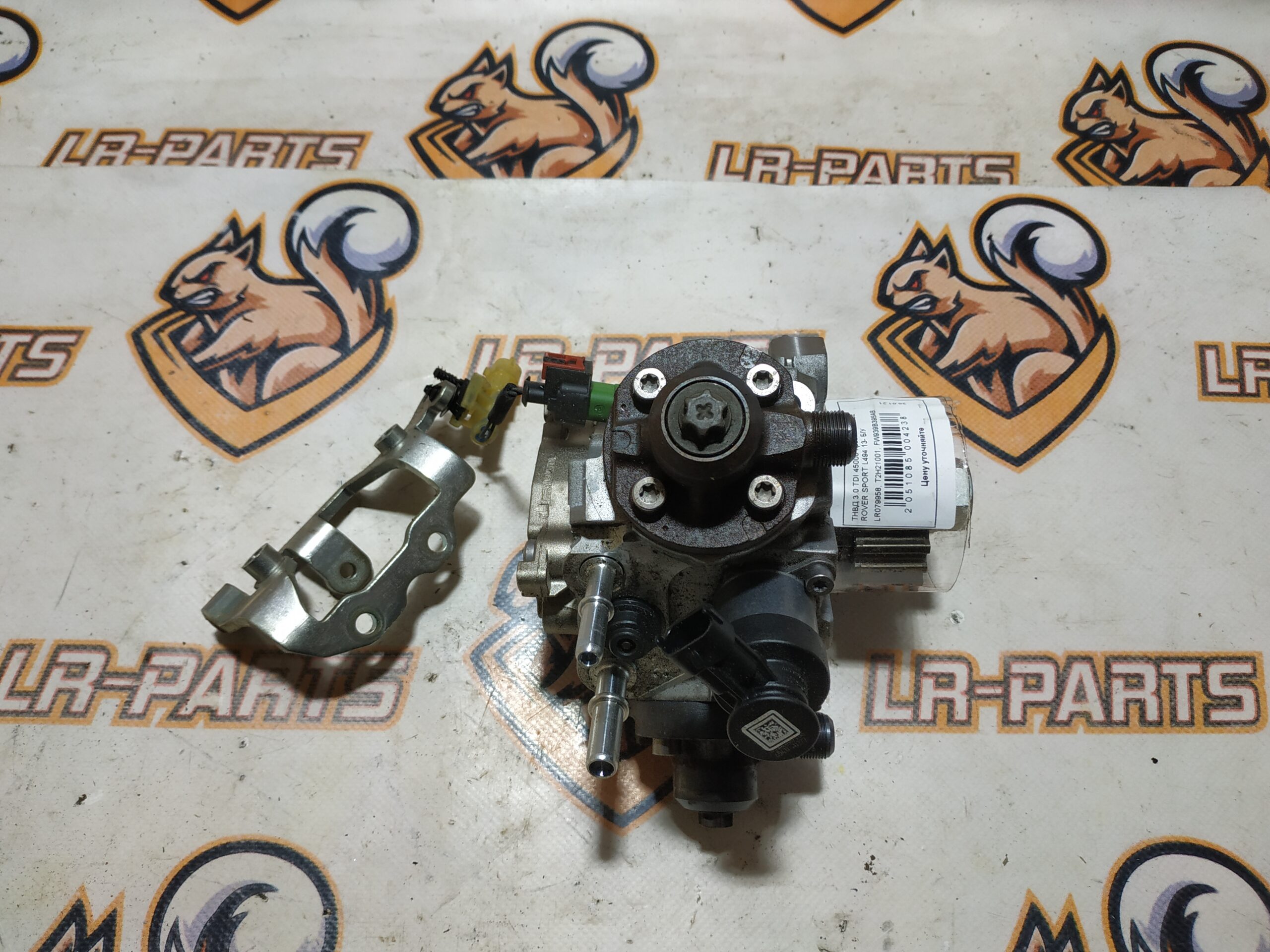 LR079958 Fuel pump 3.0TD Range Rover Sport L494 (2014-2022) Used cost 465 € in stock 1 pcs.