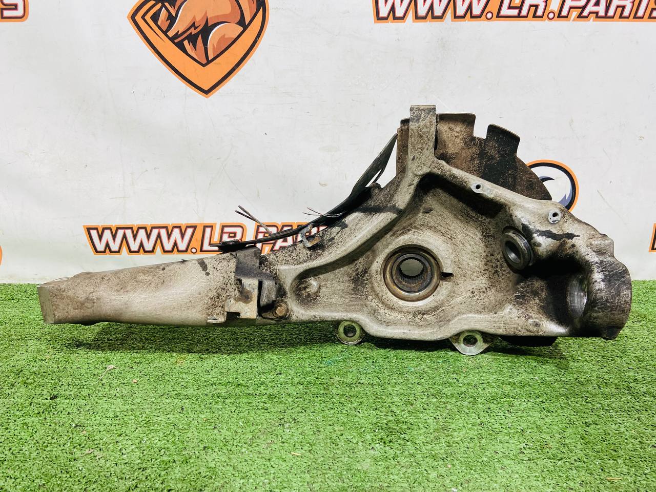 LR155543 Steering knuckle (pin) front left Range Rover L405 (2013-2021) used cost 500 € in stock 2 pcs.