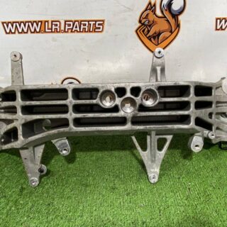 LR165083 Support beam AT (Automatic Transmission) for PHEV Range Rover Sport L461 (2023-) used cost  € in stock 1 pcs.