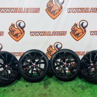 T4A17664 Wheel rim with tire set SVR Jaguar F-Pace X761 (2017-) Used cost  € in stock 1 pcs.