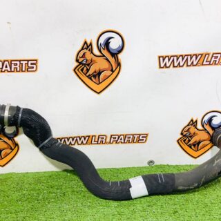 104123656 Upper Radiator Hose for Range Rover Sport L461 (2023-) Used cost  € in stock 1 pcs.