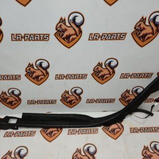 LR034417 Right upper trunk lid molding for Range Rover L405 (2013-2023) Used cost 30 € in stock 1 pcs.