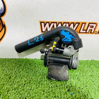 LR081137 Right safety belt pretensioner Land Rover Discovery 5 L462 (2017-) used cost  € in stock 1 pcs.