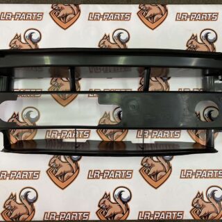 LR098001 Radiator deflector lower 2018- Range Rover Sport L494 cost 230 € in stock 1 pcs.