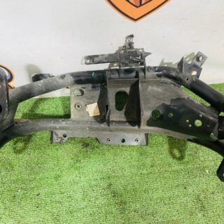 LR129039 Support for the gearbox of Land Rover New Defender L663 (2020-) Used cost  € in stock 1 pcs.