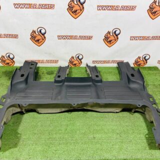 LR129117 Floor covering rear Land Rover New Defender L663 (2020-) used cost  € in stock 1 pcs.