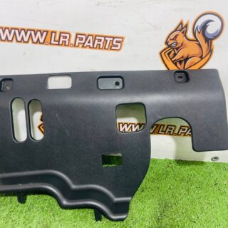 LR129139 Right RHD Instrument Panel Insulator Land Rover New Defender L663 (2020-) Used cost  € in stock 1 pcs.