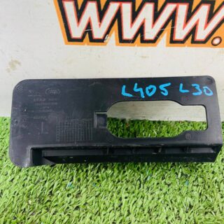 LR129604 Front Inner Left Seat Runner Cover Land Rover New Defender L663 (2020-) Used cost  € in stock 1 pcs.