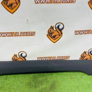 LR130841 Rear Right Door Trim Panel Land Rover New Defender L663 (2020-) Used cost  € in stock 1 pcs.