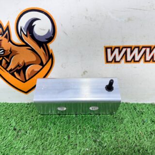 LR131287 Right bumper amplifier bracket New Defender L663 cost 35 € in stock 1 pcs.