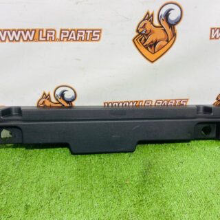 LR132601 Support of the right cargo compartment panels Land Rover New Defender L663 (2020-) Used cost  € in stock 1 pcs.