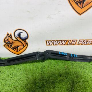 LR143037 Bracket of the protective screen of the Land Rover New Defender L663 (2020-) bottom used cost  € in stock 1 pcs.