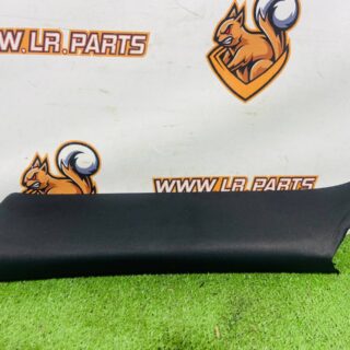 LR150107 Front inner left upright trim for Land Rover New Defender L663 (2020-) Used cost  € in stock 1 pcs.