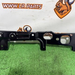 LR151902 Left wing bracket Kronstein for Range Rover L460 cost  € in stock 1 pcs.