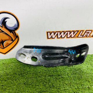 LR152693 Support bracket for the right front suspension beam Range Rover Sport L461 (2023-) Used cost  € in stock 1 pcs.