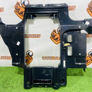 LR155026 Crankshaft mounting bracket for the left engine control unit of Land Rover New Defender L663 (2020-) used cost  € in stock 1 pcs.