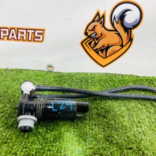 LR158230 Washer reservoir motor for Range Rover Sport L461 (2023-) Used cost  € in stock 1 pcs.