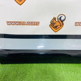 LR164830 Door molding REAR RIGHT RANGE ROVER EVOQUE NEW (L551) 2019- Used cost 100 € in stock 1 pcs.