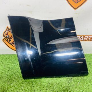 LR175931 Translation from Russian to English: Lower left front wing molding Land Rover New Defender L663 (2020-) Used cost  € in stock 1 pcs.