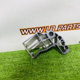 LR177535 Right Support Plate Range Rover Sport L461 (2023-) Used cost  € in stock 1 pcs.