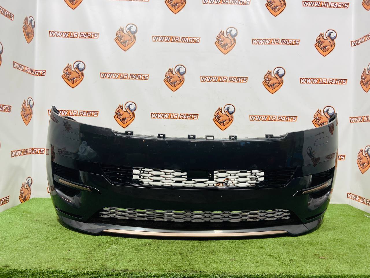 540123554LML Front assembly bumper for Range Rover Sport L461 (2023-) Used - Image 20