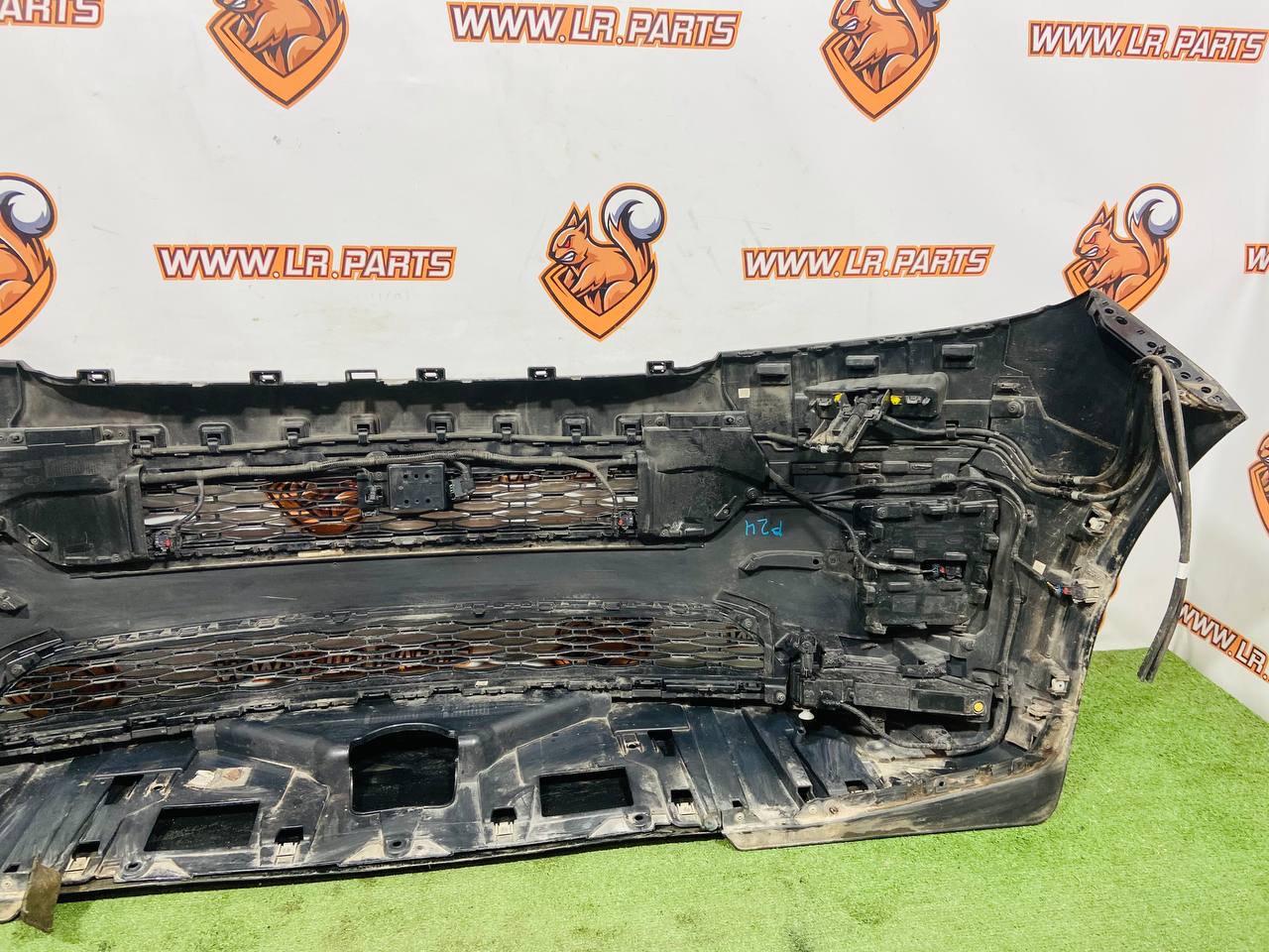 540123554LML Front assembly bumper for Range Rover Sport L461 (2023-) Used - Image 24