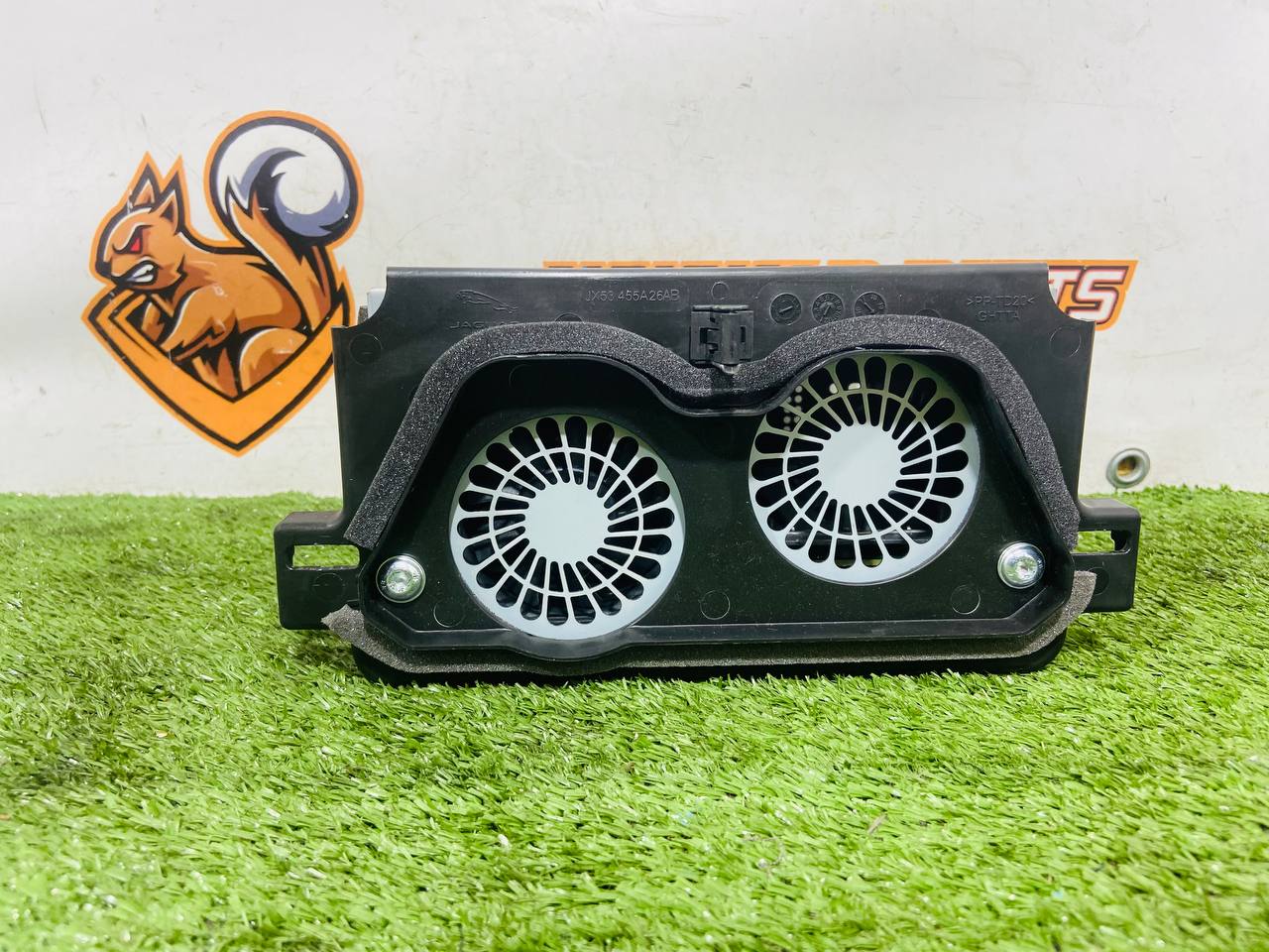 J9C11413 cost 500 € in stock 1 pcs.