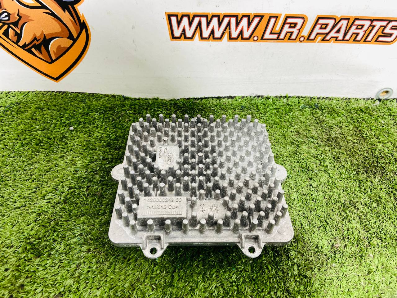 LK7213E005BB Ignition block for Land Rover Discovery Sport L550 headlight (2015-) Used cost € in stock 1 pcs.