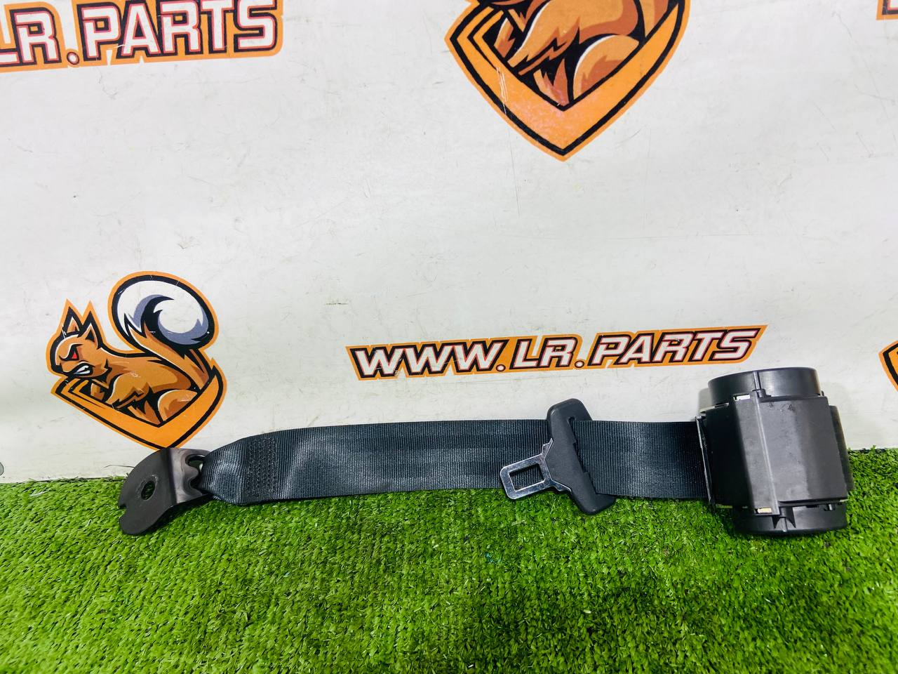 LR026461 Rear center seat belt Range Rover Evoque L538 (2012-2018) Used cost 85 € in stock 4 pcs.