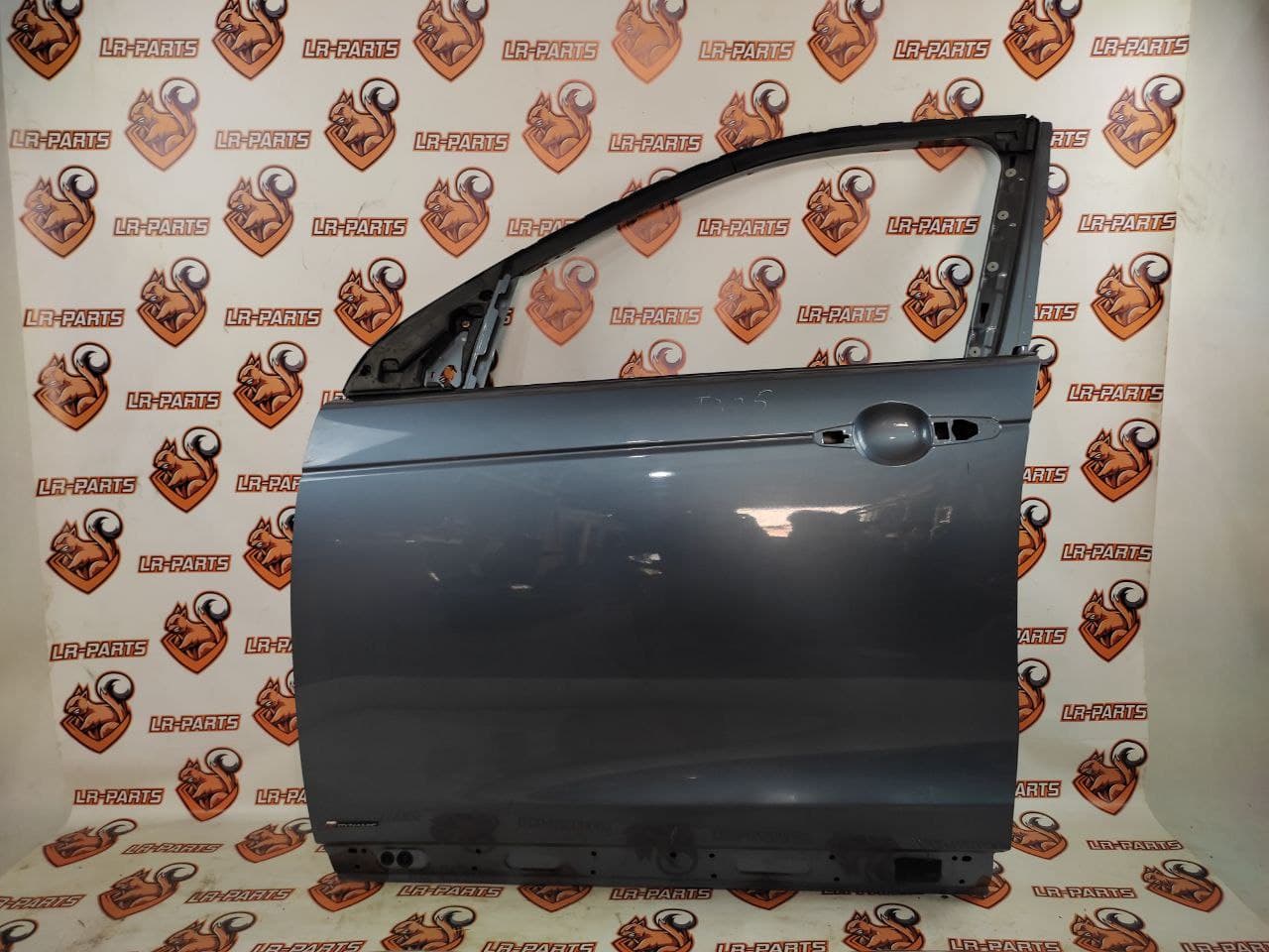 LR061283 Door front left Land Rover Discovery Sport L550 Used - Image 34