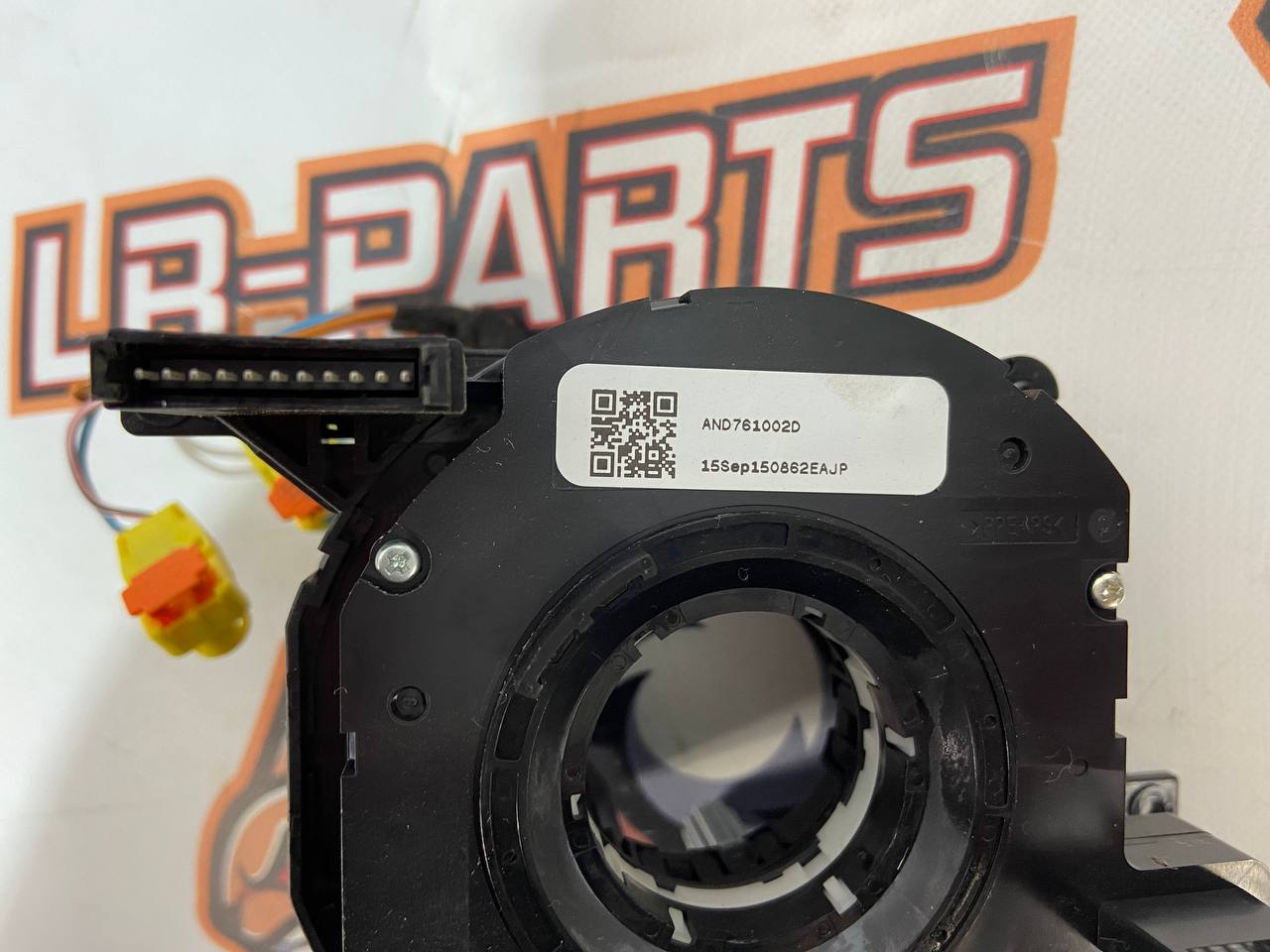 LR084446 Steering wheel sensor with heated steering wheel RANGE ROVER SPORT (L494) 2013- Used cost 100 € in stock 1 pcs.