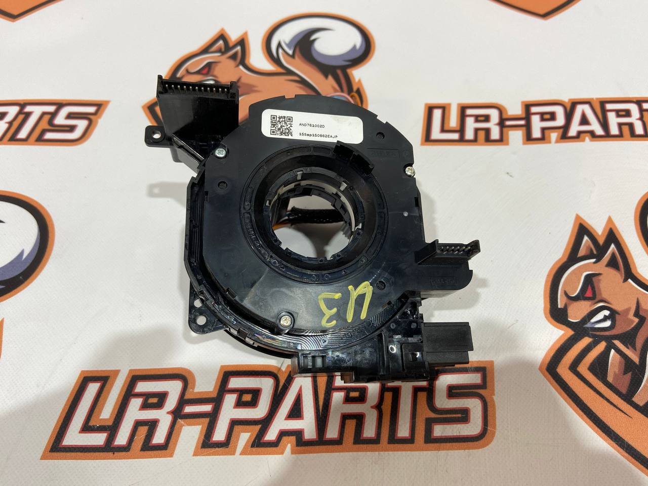 LR084446 Steering wheel sensor with heated steering wheel RANGE ROVER SPORT (L494) 2013- Used cost 100 € in stock 1 pcs.
