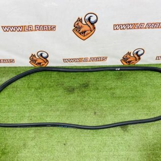 LR084514 Door seal set Land Rover Discovery 5 L462 (2017-) used cost 25 € in stock 1 pcs.