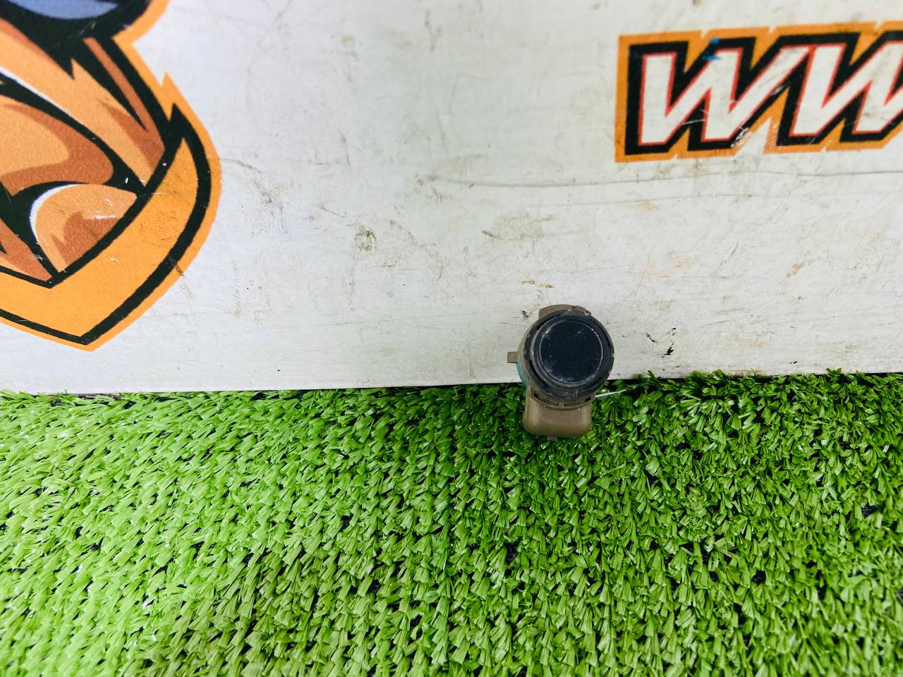 LR095414 Front/Rear Parking Sensor 2018- Range Rover Sport L494 (2014-2022) Used - Image 21