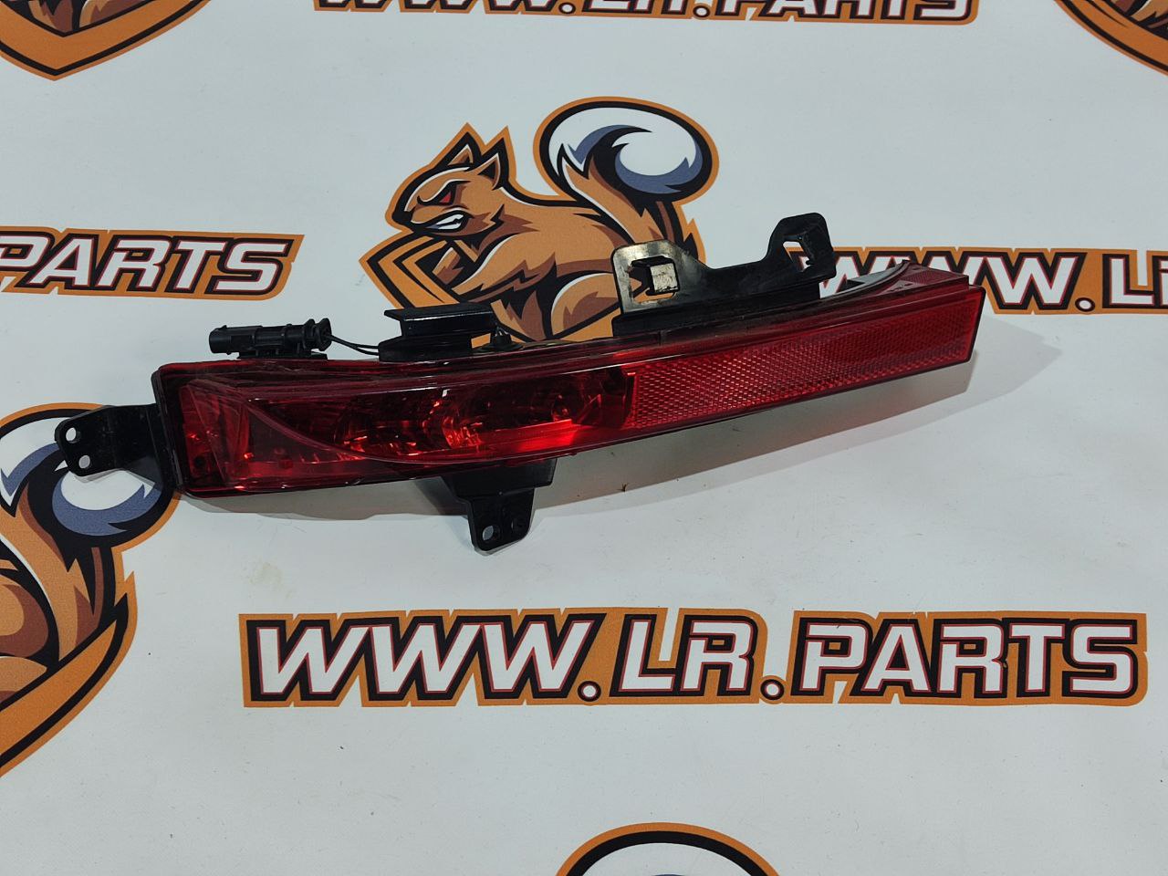 LR102041 Right bumper light Land Rover Discovery Sport L550 (2015-) Used cost 90 € in stock 1 pcs.