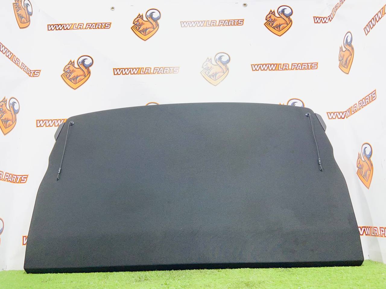 LR114983 Rear storage shelf trim panel Range Rover Evoque New L551 (2019-) Used cost 185 € in stock 2 pcs.