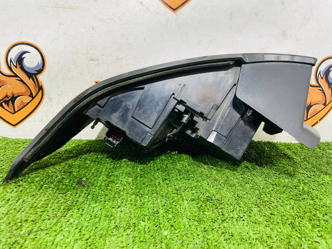 LR116195 Right LED lamp 2015- Range Rover Evoque L538 (2012-2018) Used - Image 15