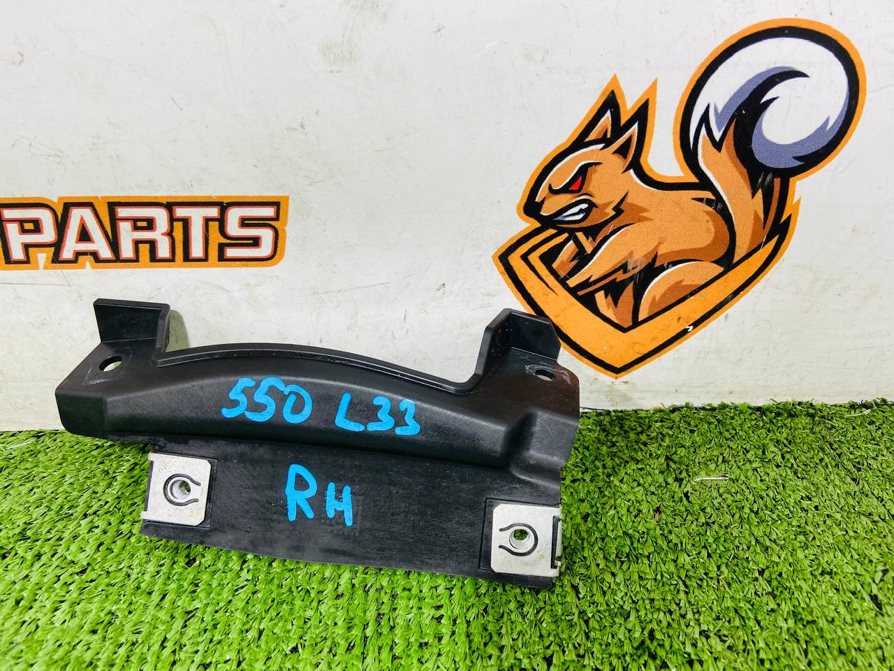 LR127488 Rear right bumper bracket Kronstein for Land Rover Discovery Sport L550 (2015-) Used cost € in stock 1 pcs.