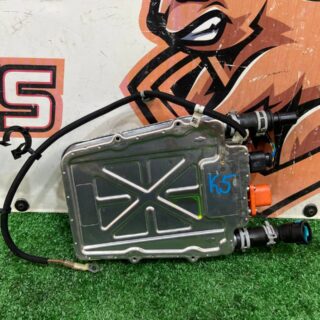 LR130901 High-voltage heater Webasto, mileage 25 miles, removed from a 2025 vehicle, like new condition! Range Rover Evoque New L551 (2019-) Used. cost € in stock 1 pcs.