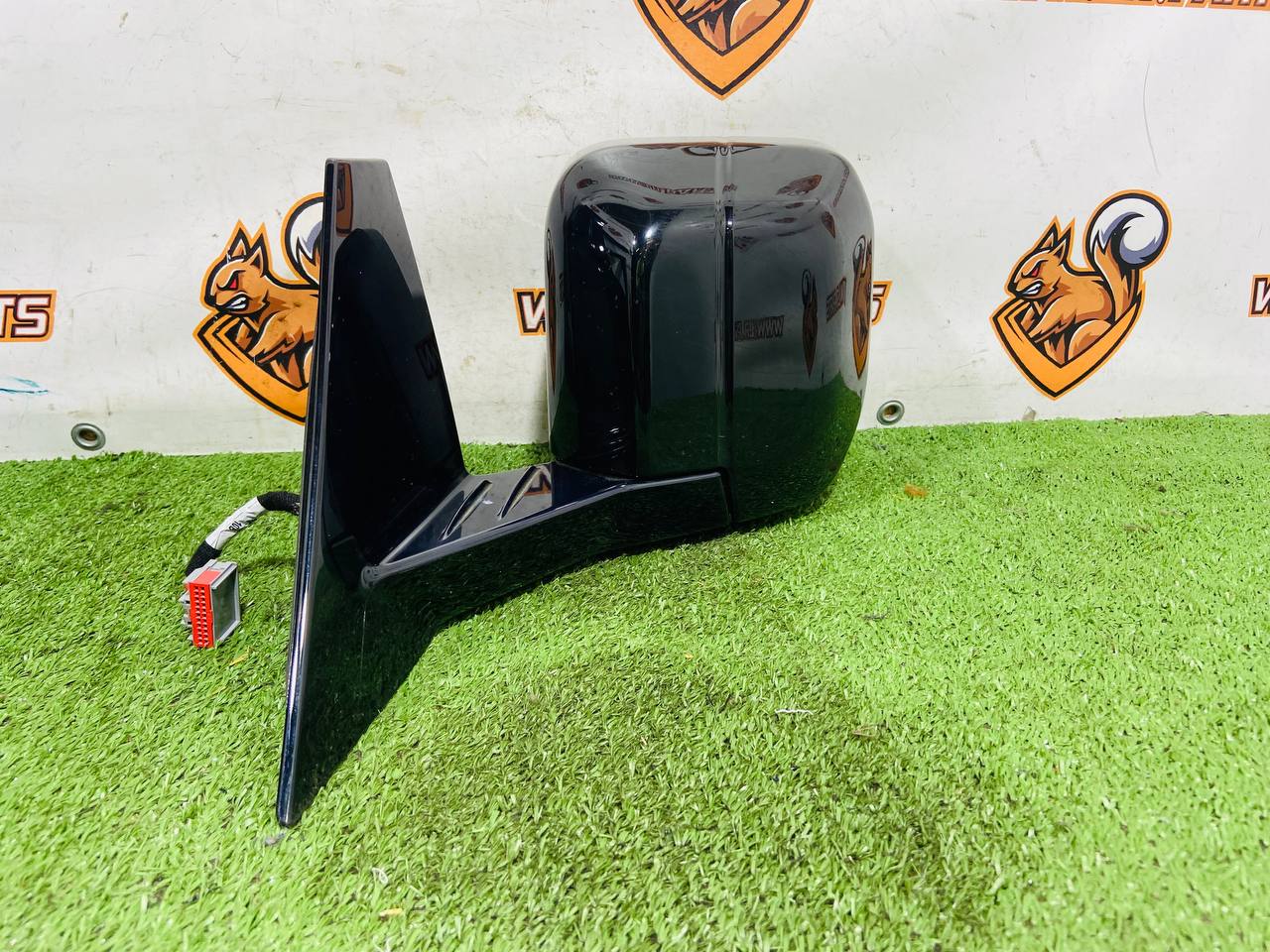 LR132549 Left exterior mirror assembly, without blind spots, non-glare + camera + parking sensor Land Rover New Defender L663 (2020-) Used cost 900 € in stock 1 pcs.