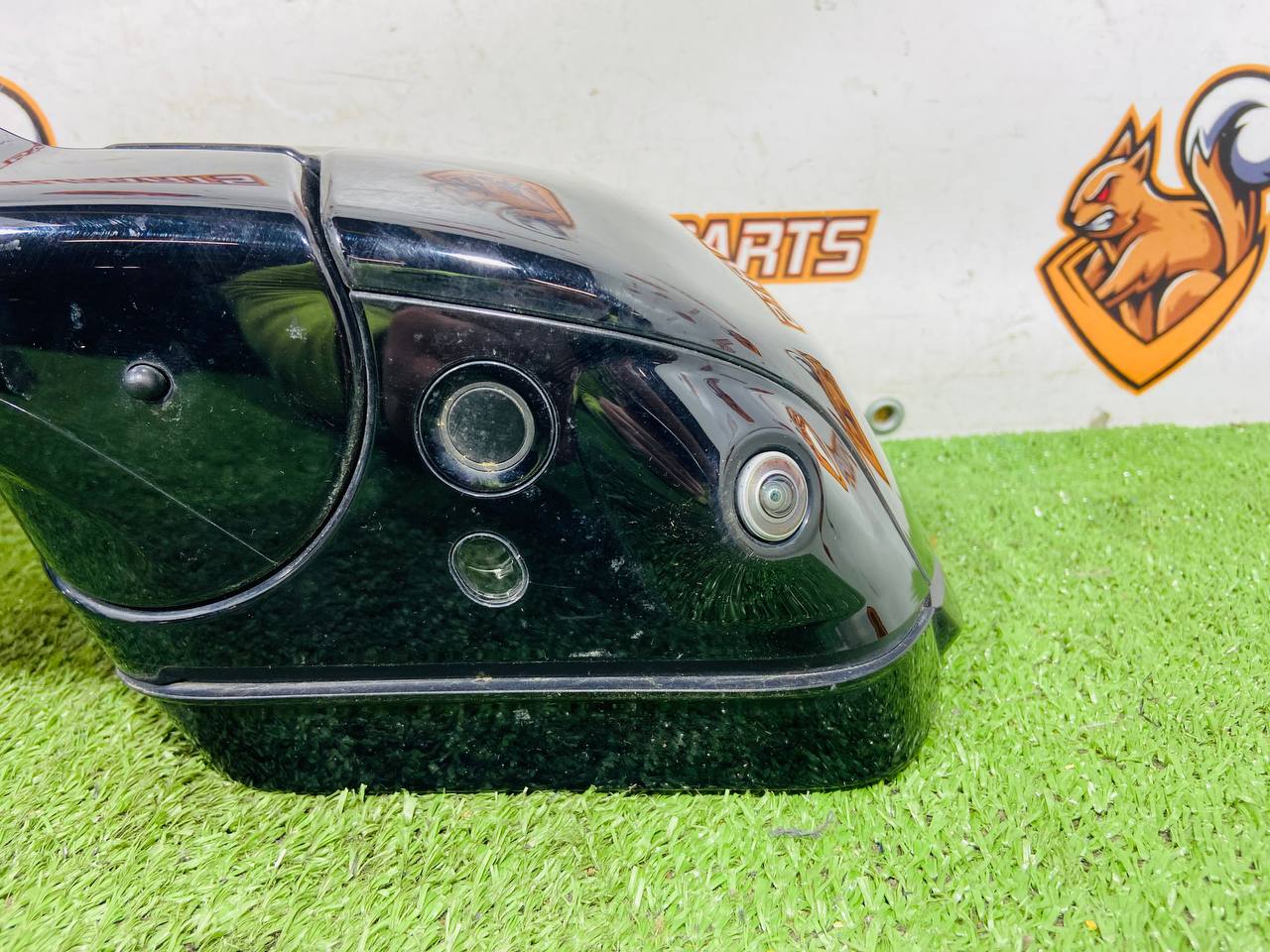 LR132549 Left exterior mirror assembly, without blind spots, non-glare + camera + parking sensor Land Rover New Defender L663 (2020-) Used cost 900 € in stock 1 pcs.