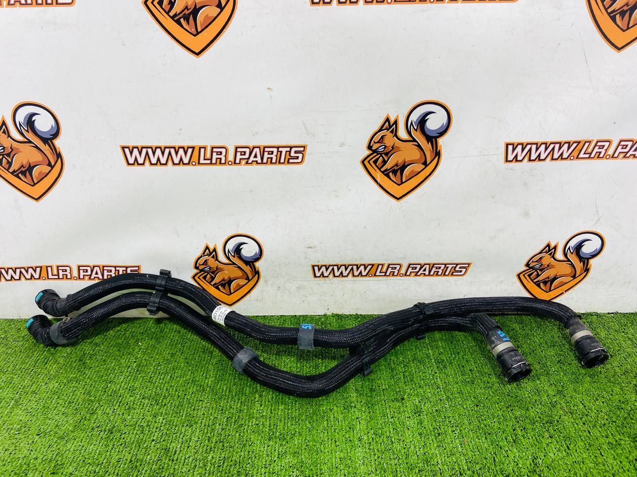 LR135344 Cooling system hose Land Rover Discovery Sport L550 (2015-) Used cost € in stock 2 pcs.