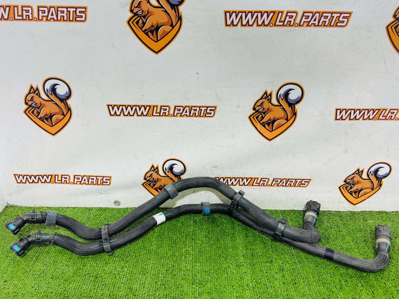LR135344 Cooling system hose Land Rover Discovery Sport L550 (2015-) Used cost € in stock 2 pcs.
