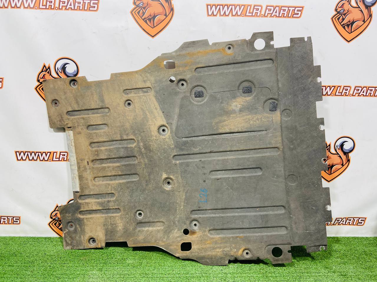 LR135638 Engine protection Land Rover Discovery Sport L550 (2015-) Used - Image 15